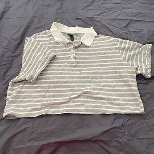 white and grey cropped wild fable tee, size M